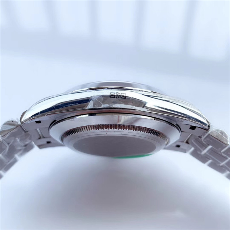 N廠Rolex勞力士DAY-DATE星期日歷型228206橄欖綠色表盤羅馬字釘復刻表