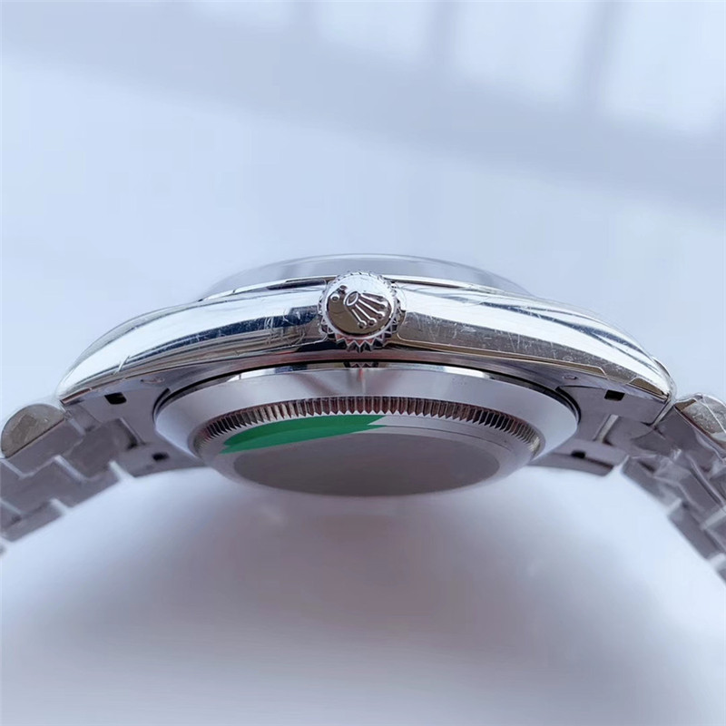 N廠Rolex勞力士DAY-DATE星期日歷型228206橄欖綠色表盤羅馬字釘復刻表