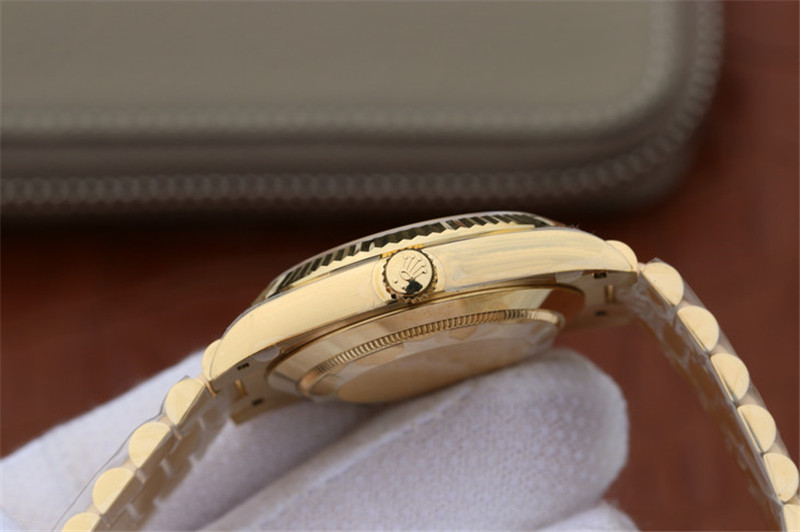 N廠Rolex勞力士DAY-DATE星期日歷型228238全金條釘復刻表