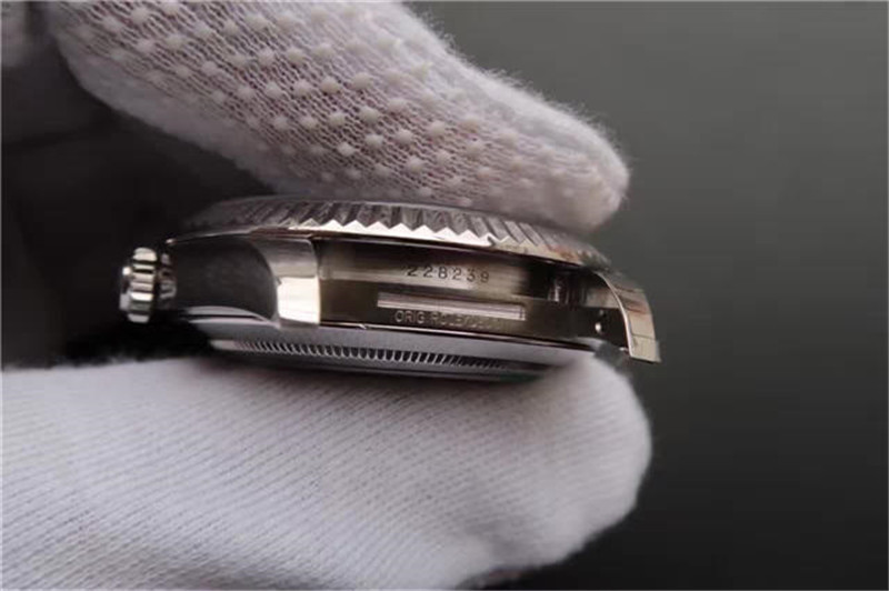 N廠Rolex勞力士DAY-DATE星期日歷型m228206-0004冰藍面條釘復刻表