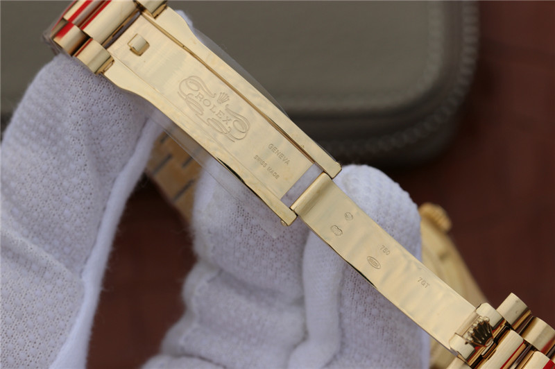 N廠Rolex勞力士DAY-DATE星期日歷型m228238-0042白盤羅馬字釘復(fù)刻表