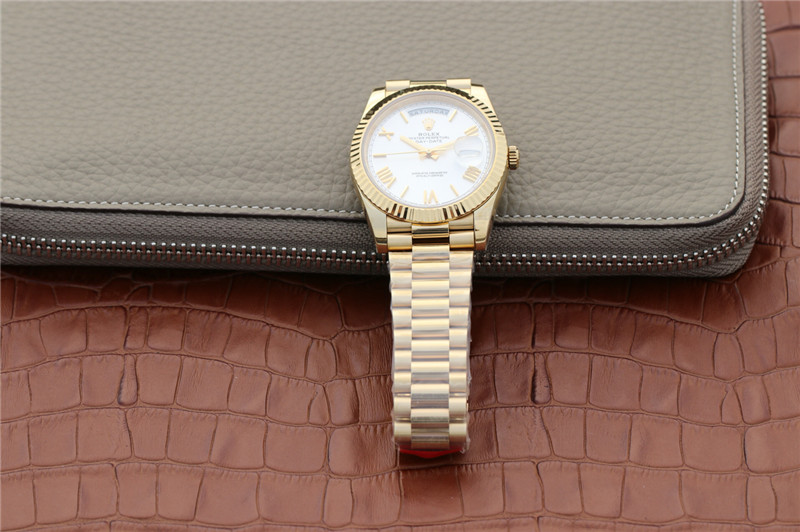 N廠Rolex勞力士DAY-DATE星期日歷型m228238-0042白盤羅馬字釘復(fù)刻表