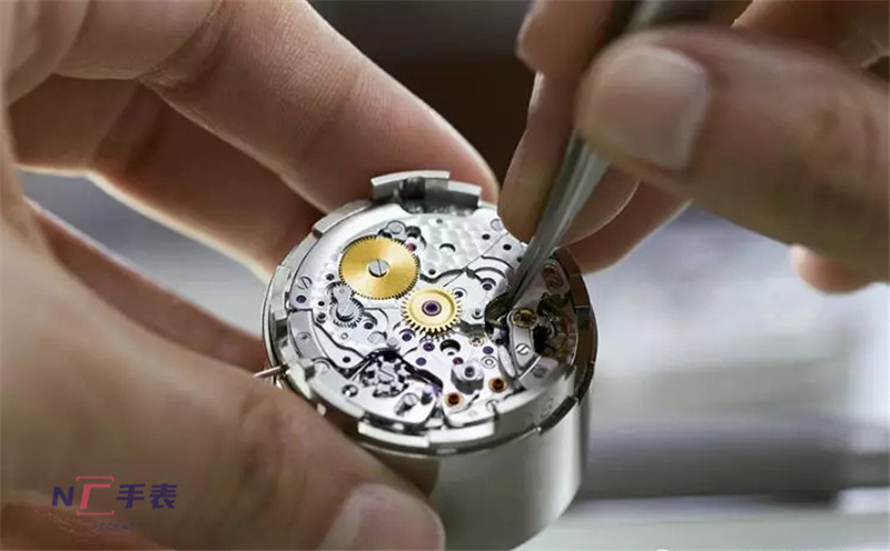 花幾千塊錢保養(yǎng)手表有用嗎