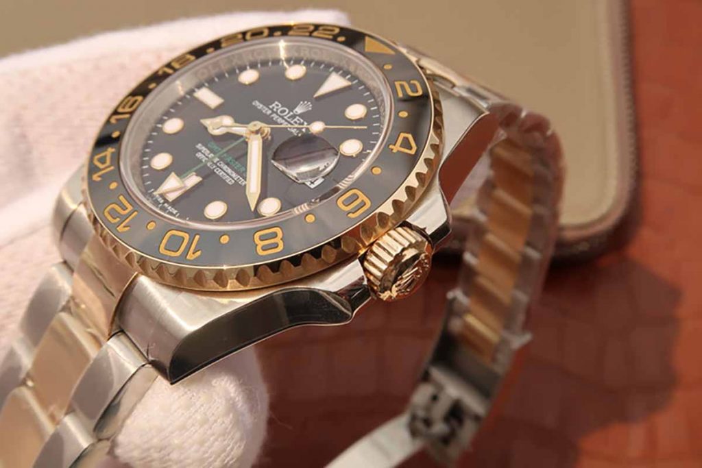 N廠勞力士格林尼治GMT綠針黑圈間金款式復刻腕表做工細節測評