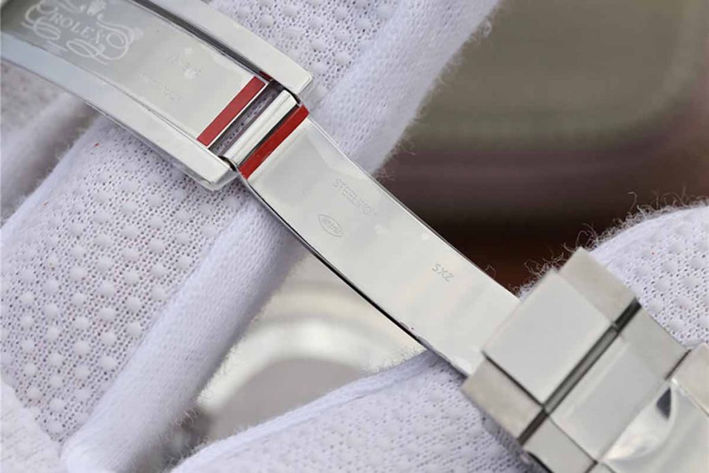 N廠勞力士格林尼治型黑藍雙色陶瓷圈GMT復(fù)刻腕表做工詳解-N廠勞力士GMT腕表