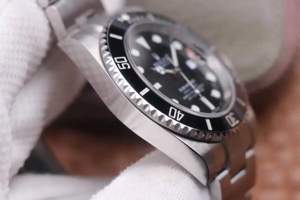 N廠勞力士黑水鬼V11版本復(fù)刻腕表做工究竟如何-N廠黑水鬼評(píng)測(cè)