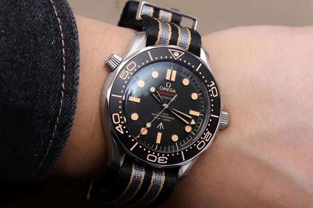 VS廠歐米茄海馬系列無暇赴死電影同款復刻腕表做工究竟如何-VS廠腕表評測