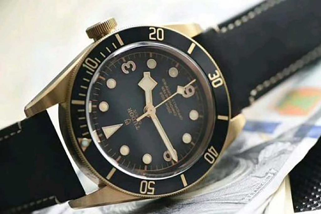 XF廠帝舵碧灣系列青銅小盾牌復(fù)刻腕表評(píng)測(cè)-貝克漢姆同款