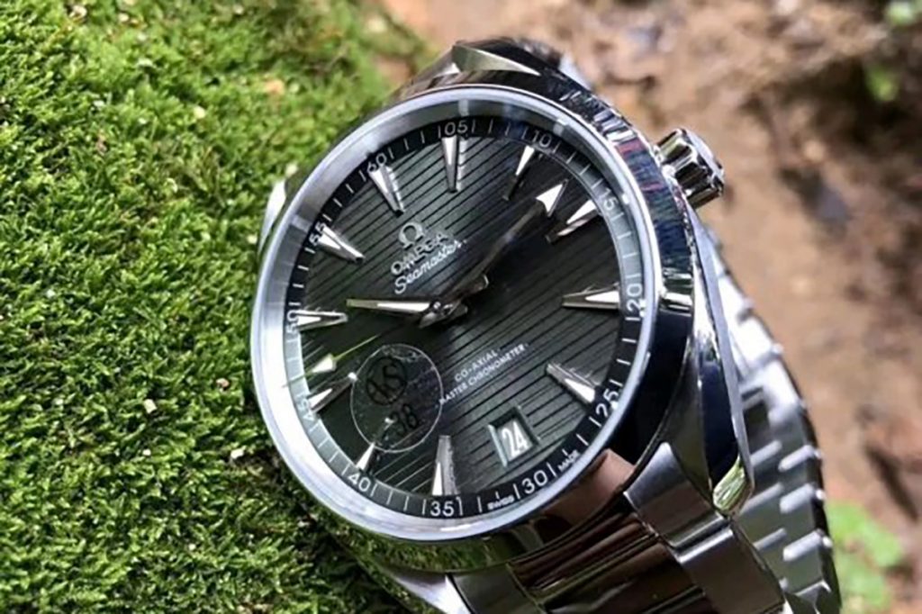 VS廠歐米茄海馬系列150米柚木綠盤復刻腕表做工評測