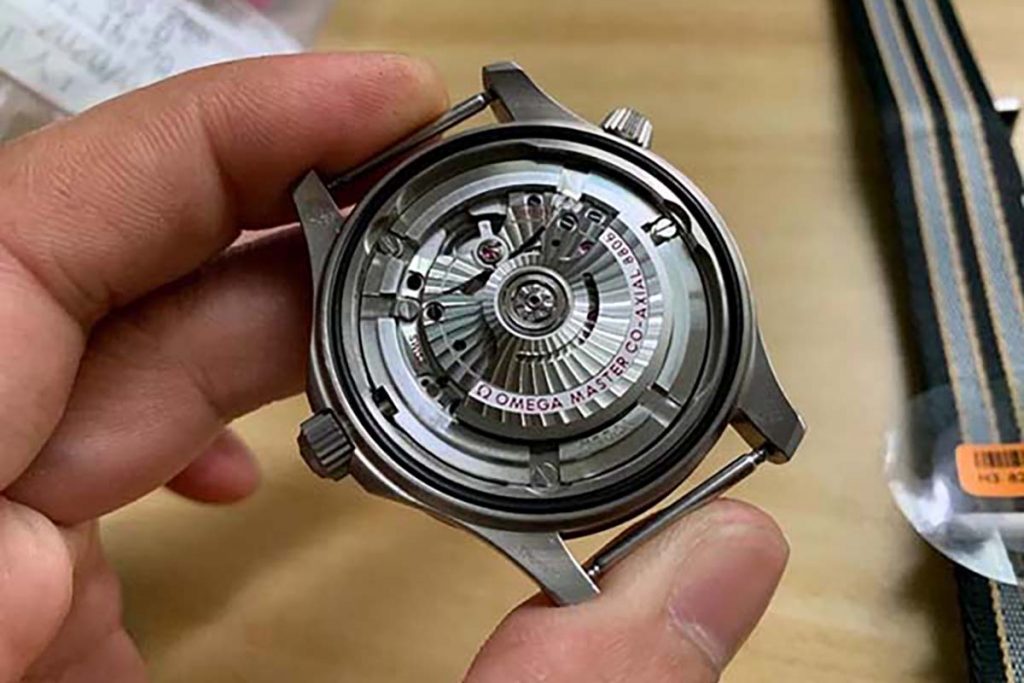 VS廠歐米茄海馬系列無暇赴死電影同款復刻腕表做工究竟如何-VS廠腕表評測