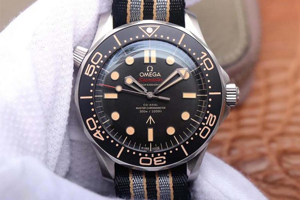 VS廠歐米茄海馬系列無暇赴死電影同款復刻腕表做工究竟如何-VS廠腕表評測