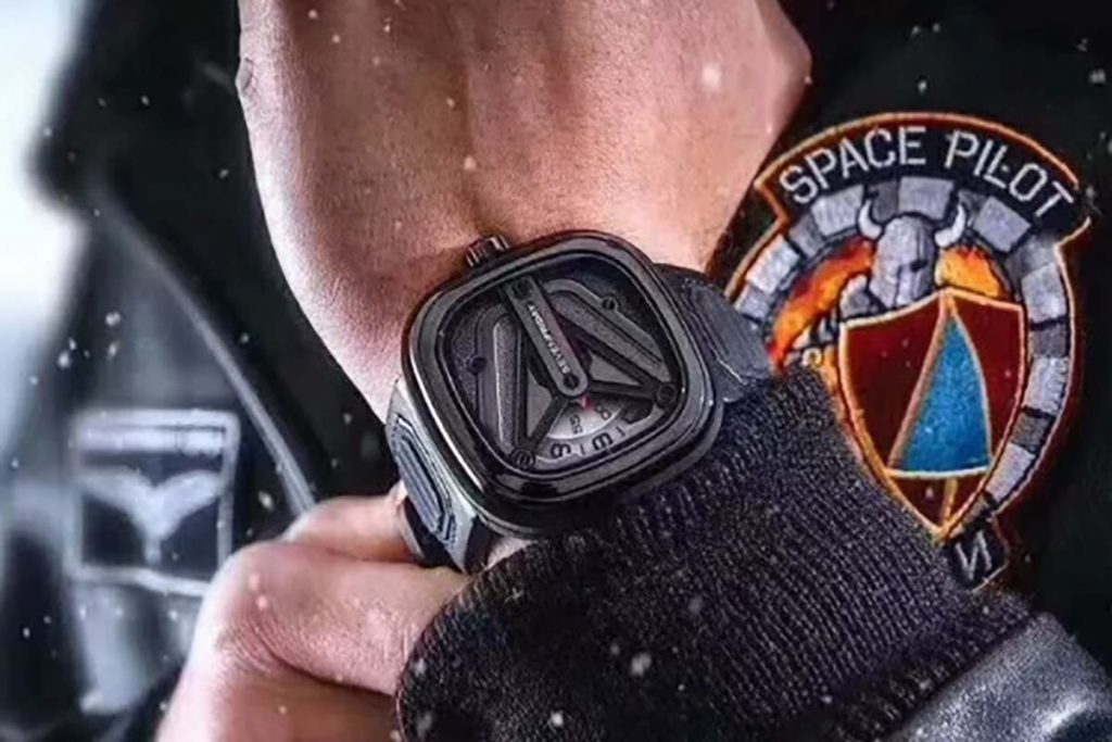 復刻表的結構決定腕表的防水力度