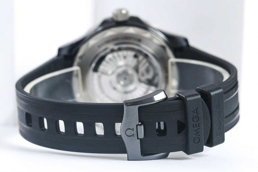 VS廠歐米茄海馬系列300M黑暗騎士復刻腕表評測-陶瓷表殼復刻