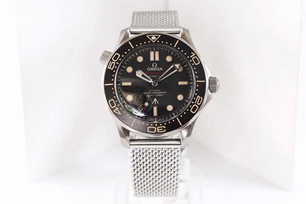 VS廠歐米茄海馬系列300米復刻腕表做工細節評測-007無暇赴死電影同款