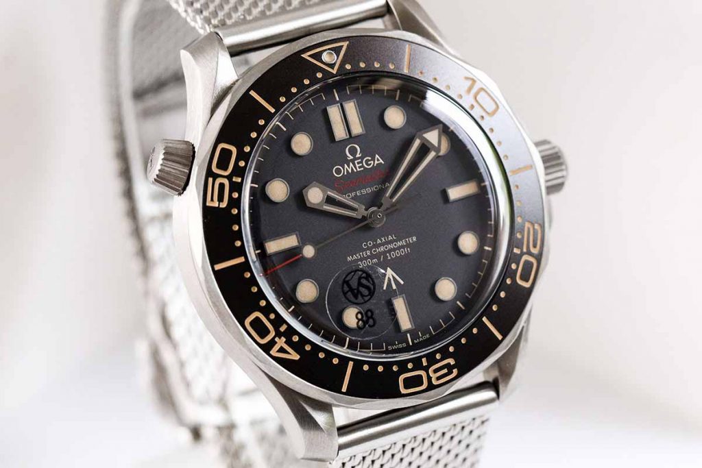 VS廠歐米茄海馬系列300米復刻腕表做工細節評測-007無暇赴死電影同款