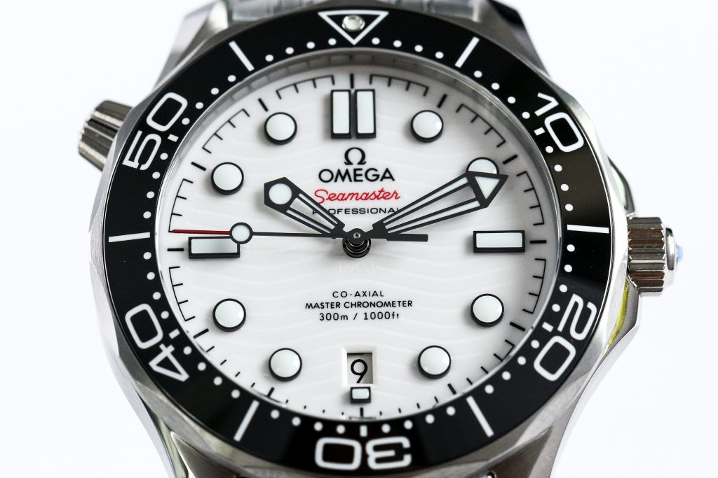 VS廠歐米茄海馬系列熊貓色復刻腕表做工質(zhì)量詳細評測-VS廠歐米茄如何