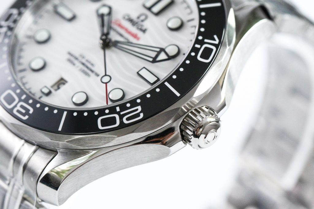 VS廠歐米茄海馬系列熊貓色復刻腕表做工質(zhì)量詳細評測-VS廠歐米茄如何