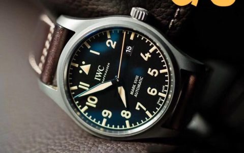 經(jīng)常給自己的自動(dòng)機(jī)械機(jī)芯手表上鏈好嗎