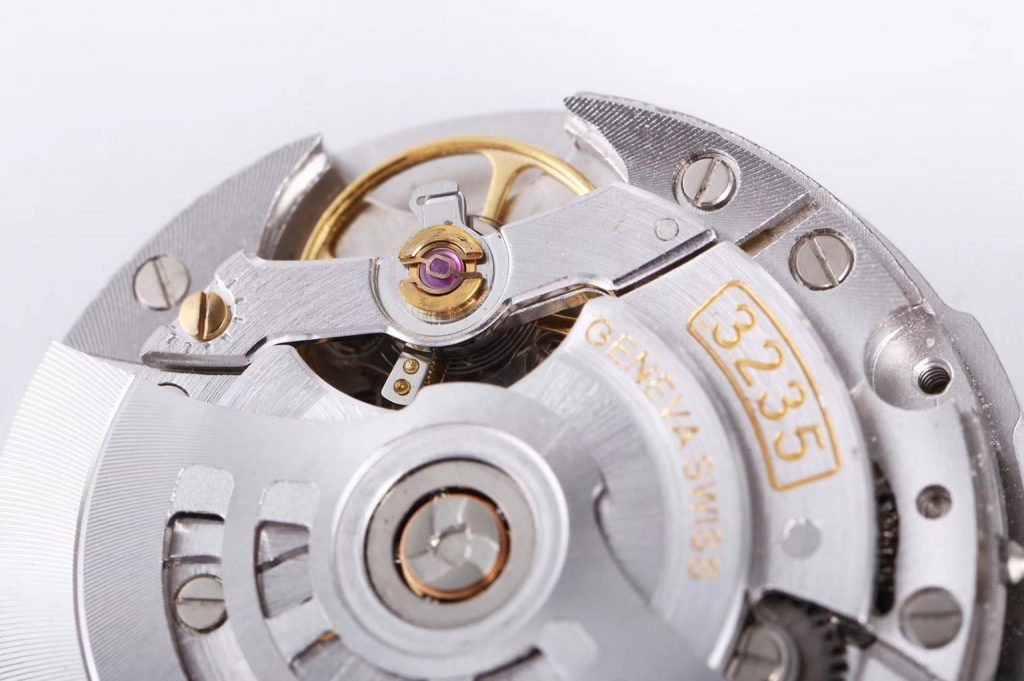 N廠勞力士日志3235機(jī)械機(jī)芯詳細(xì)評(píng)測(cè)