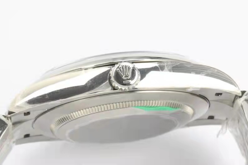 EW廠復刻勞力士蠔式恒動31mm女表做工怎么樣