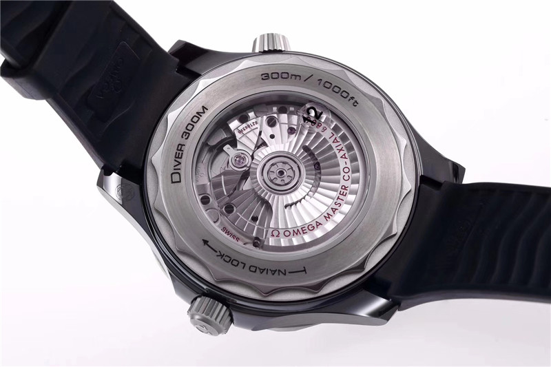 VS廠歐米茄海馬系列300M陶瓷鈦材質腕表評測-VS海馬300