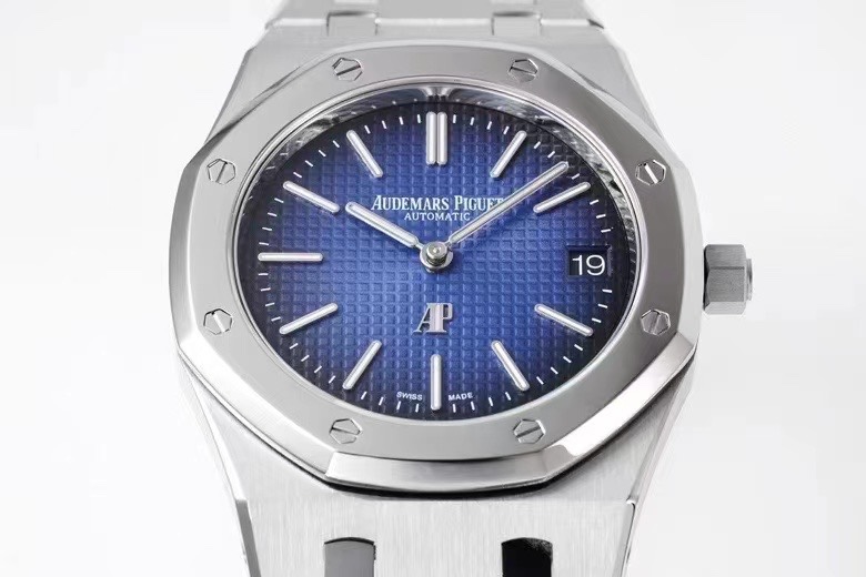 ZF廠愛彼皇家橡樹系列煙熏藍珠光面復刻腕表值得入手嗎