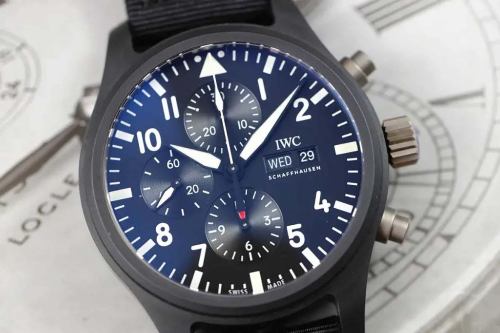 ZF廠萬(wàn)國(guó)陶瓷飛行員時(shí)計(jì)復(fù)刻表細(xì)節(jié)做工如何