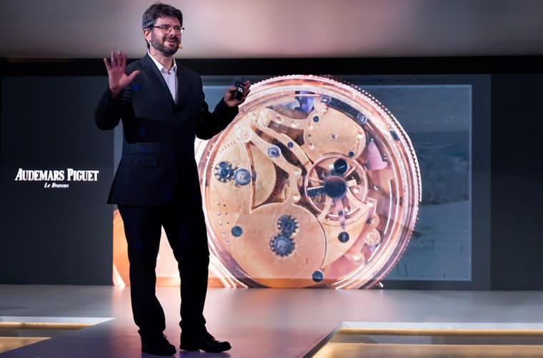 愛(ài)彼復(fù)雜功能大師腕表鑒賞會(huì)罕見(jiàn)匯聚近30只古董和現(xiàn)代名作兩位重量級(jí)人物亦現(xiàn)身