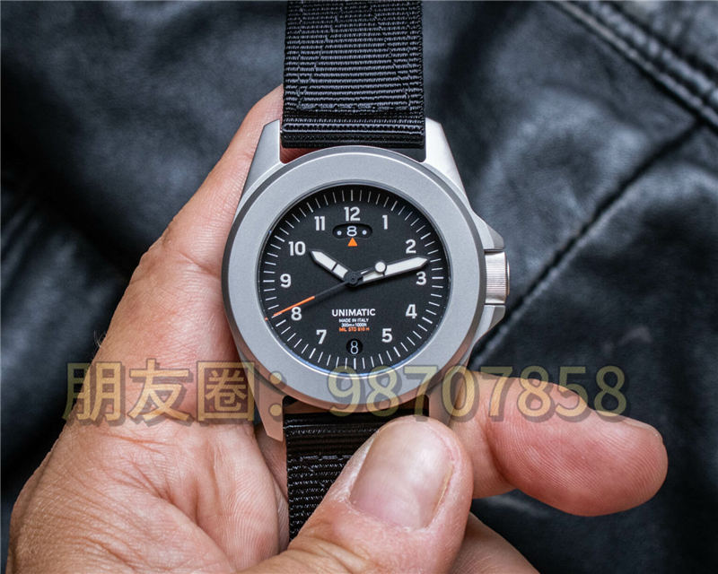 Unimatic Modello Quattro Toolwatch UT4-GMT 腕表
