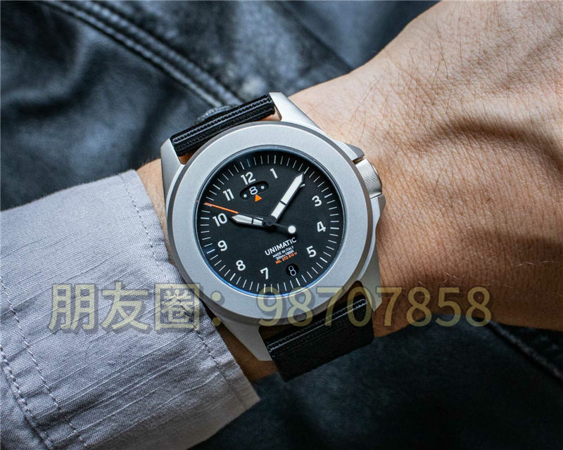 Unimatic Modello Quattro Toolwatch UT4-GMT 腕表