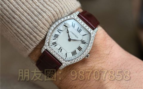 卡地亞 Tortue 鉑金鑲鉆正裝腕表