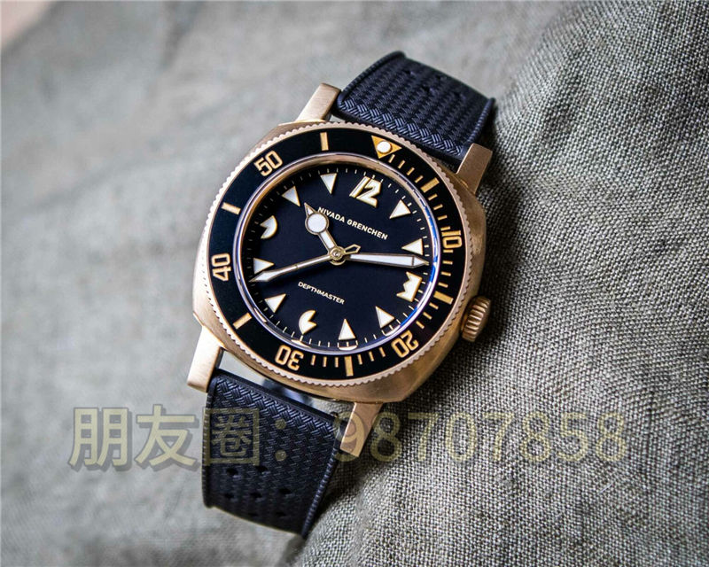 Nivada Grenchen Depthmaster 青銅“吃豆人”手表