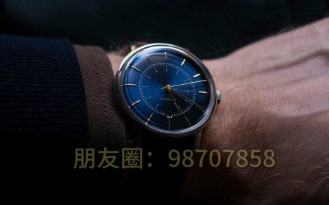 可提升任何外觀的極簡主義手表