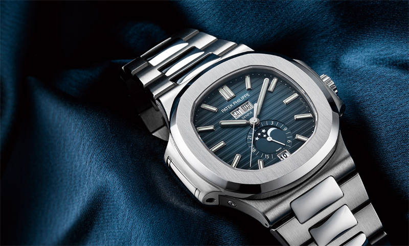 歐米茄超霸、豪雅卡雷拉和CL Guinand奧林匹克俱樂部懷表